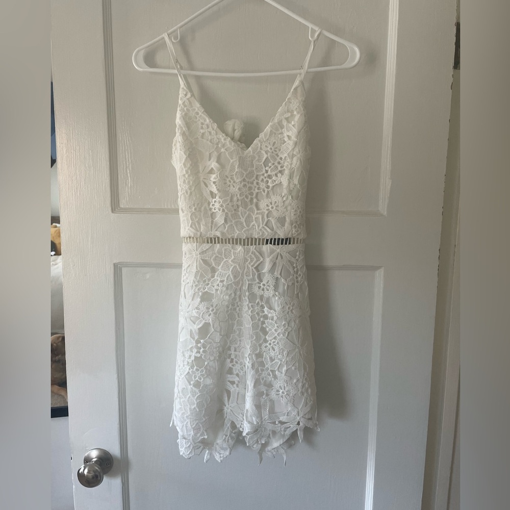 DO + BE white romper new with tags